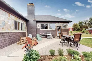 206 N Broadway Ave, Grand Marais, MN 55604 - Photo 29