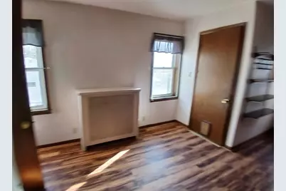 1008 W 3rd St, Duluth, MN 55806 - Photo 7