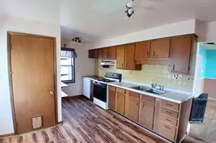 1008 W 3rd St, Duluth, MN 55806 - Photo 5