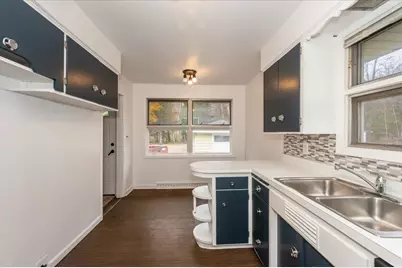 1205 W Arrowhead Rd, Duluth, MN 55811 - Photo 5