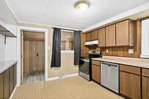 328 S 57th Ave W, Duluth, MN 55807 - Photo 5