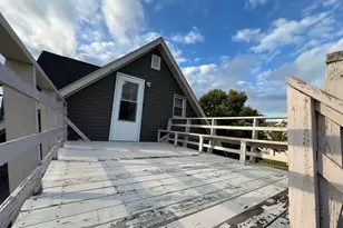 420 1/2 E Lake Shore Dr, Ashland, WI 54806 - Photo 5