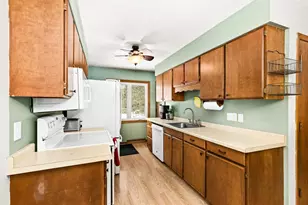 110 Grove St, Proctor, MN 55810 - Photo 11