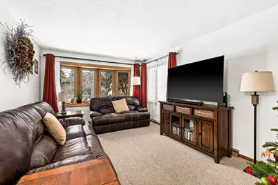 110 Grove St, Proctor, MN 55810 - Photo 3