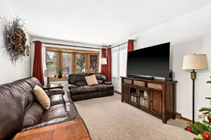 110 Grove St, Proctor, MN 55810 - Photo 3