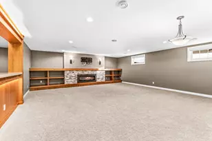 2729 Northridge Dr, Duluth, MN 55811 - Photo 47