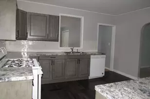 5716 Oakes Ave, Superior, WI 54880 - Photo 5