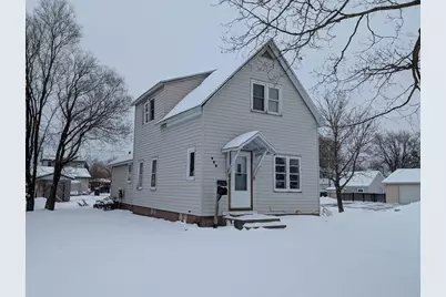 922 Macarthur Ave, Ashland, WI 54806 - Photo 1