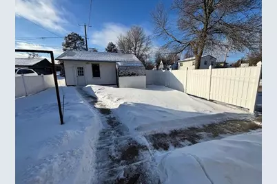 3101 W 2nd Ave, Hibbing, MN 55746 - Photo 15