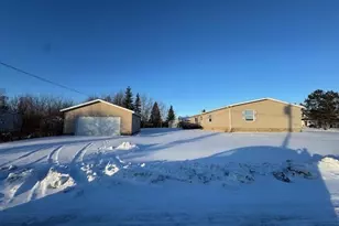 3735 7th Ave W, Hibbing, MN 55746 - Photo 17