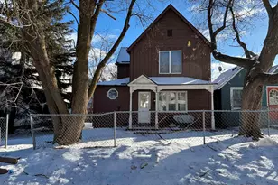 522 E 7th St, Duluth, MN 55805 - Photo 1