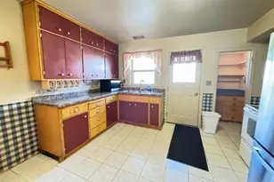 318 N 23rd Ave W, Duluth, MN 55806 - Photo 5