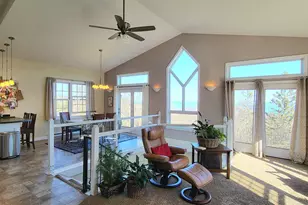 908 E Skyline Pkwy, Duluth, MN 55805 - Photo 11