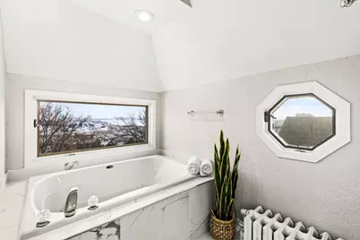 1812 W 3rd St, Duluth, MN 55806 - Photo 33