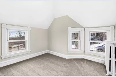 1812 W 3rd St, Duluth, MN 55806 - Photo 39