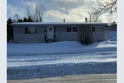 17 Law Dr, Silver Bay, MN 55614 - Photo 1