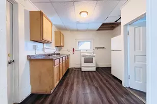 605 Ellis Ave, Ashland, WI 54806 - Photo 9