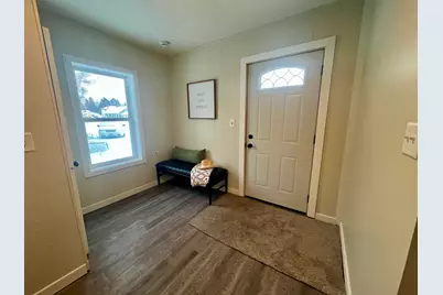 805 Park Ave, Cloquet, MN 55720 - Photo 7