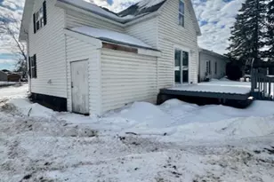 805 Park Ave, Cloquet, MN 55720 - Photo 3