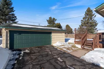 106 Edison Blvd, Silver Bay, MN 55614 - Photo 3