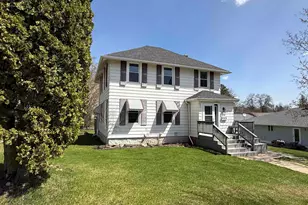 126 NW 5th St, Chisholm, MN 55719 - Photo 39