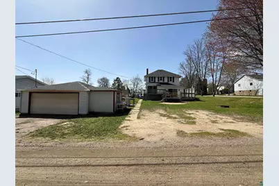 126 NW 5th St, Chisholm, MN 55719 - Photo 5