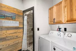 1430 Stoney Point Dr, Duluth, MN 55804 - Photo 41