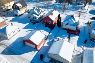 1117 Lincoln Ave, Eveleth, MN 55705 - Photo 35