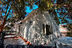 2229 W 7th St, Duluth, MN 55806 - Photo 1