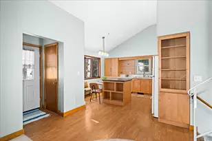 210 W Kent Rd, Duluth, MN 55812 - Photo 9