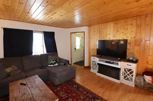 1217 11th Ave W, Ashland, WI 54806 - Photo 9