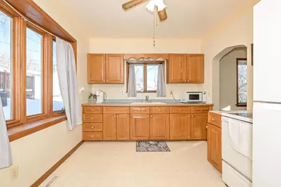 822 N 43rd Ave W, Duluth, MN 55807 - Photo 3