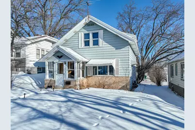 822 N 43rd Ave W, Duluth, MN 55807 - Photo 1