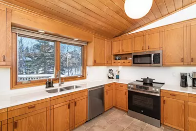 1609 Woodbury Ln, Duluth, MN 55803 - Photo 15