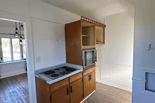 21 S 55th Ave E, Duluth, MN 55804 - Photo 9