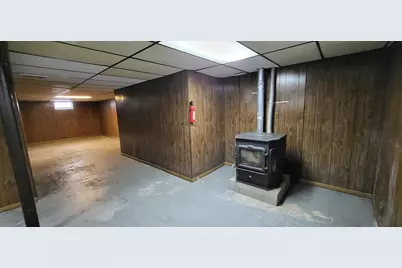 207 E 3rd St, Superior, WI 54880 - Photo 19