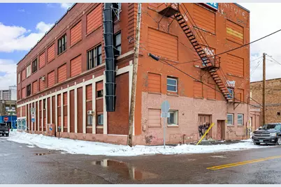 2030-32 W Superior St, Duluth, MN 55806 - Photo 3