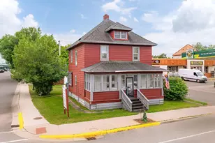 628 E Sheridan St, Ely, MN 55731 - Photo 1