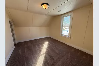 1622 E 4th St, Superior, WI 54880 - Photo 7