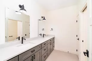 4891 Peyton Dr, Hermantown, MN 55811 - Photo 33