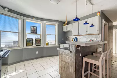 523 N 1st Ave E, Duluth, MN 55805 - Photo 9