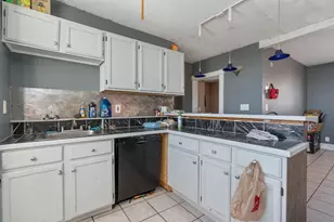 523 N 1st Ave E, Duluth, MN 55805 - Photo 11