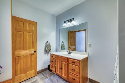 2472 Cliff View Cr, Two Harbors, MN 55616 - Photo 37