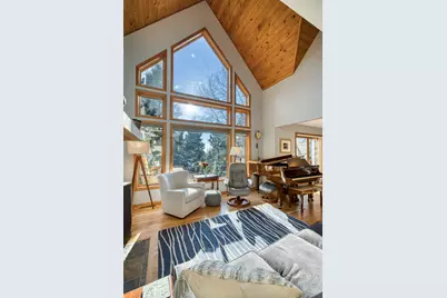 2472 Cliff View Cr, Two Harbors, MN 55616 - Photo 9