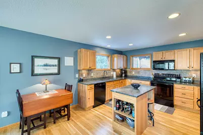 2472 Cliff View Cr, Two Harbors, MN 55616 - Photo 15