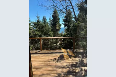 2472 Cliff View Cr, Two Harbors, MN 55616 - Photo 9