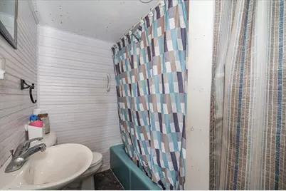 8 4th St, Proctor, MN 55810 - Photo 11