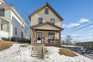 418 N 13th Ave E, Duluth, MN 55805 - Photo 1