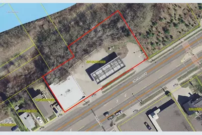 421 Lake Shore Dr W, Ashland, WI 54806 - Photo 3