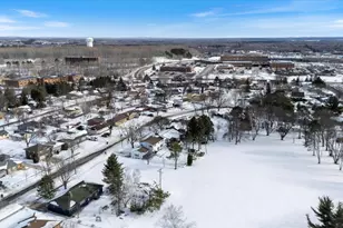 502 Inner Dr, Hibbing, MN 55792 - Photo 13